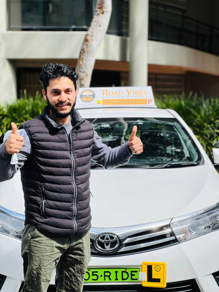 Road Vibes Driving School